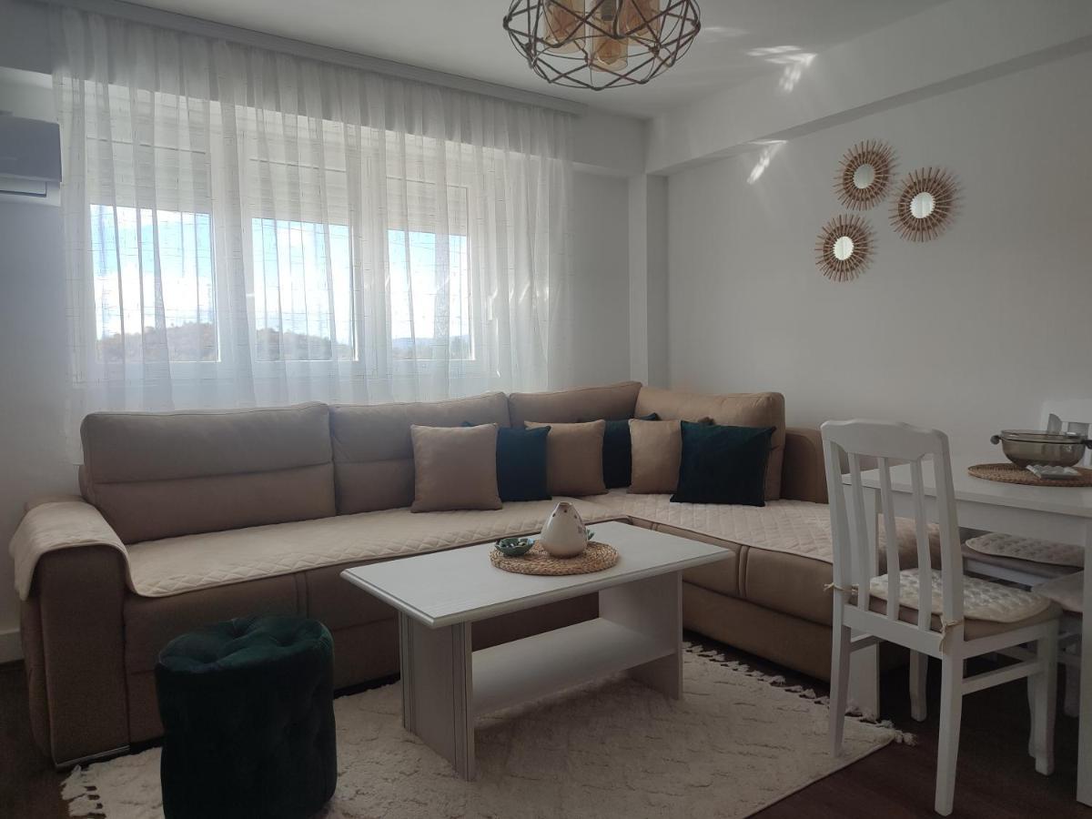 Apartman Dbb Nikšić Екстериор снимка